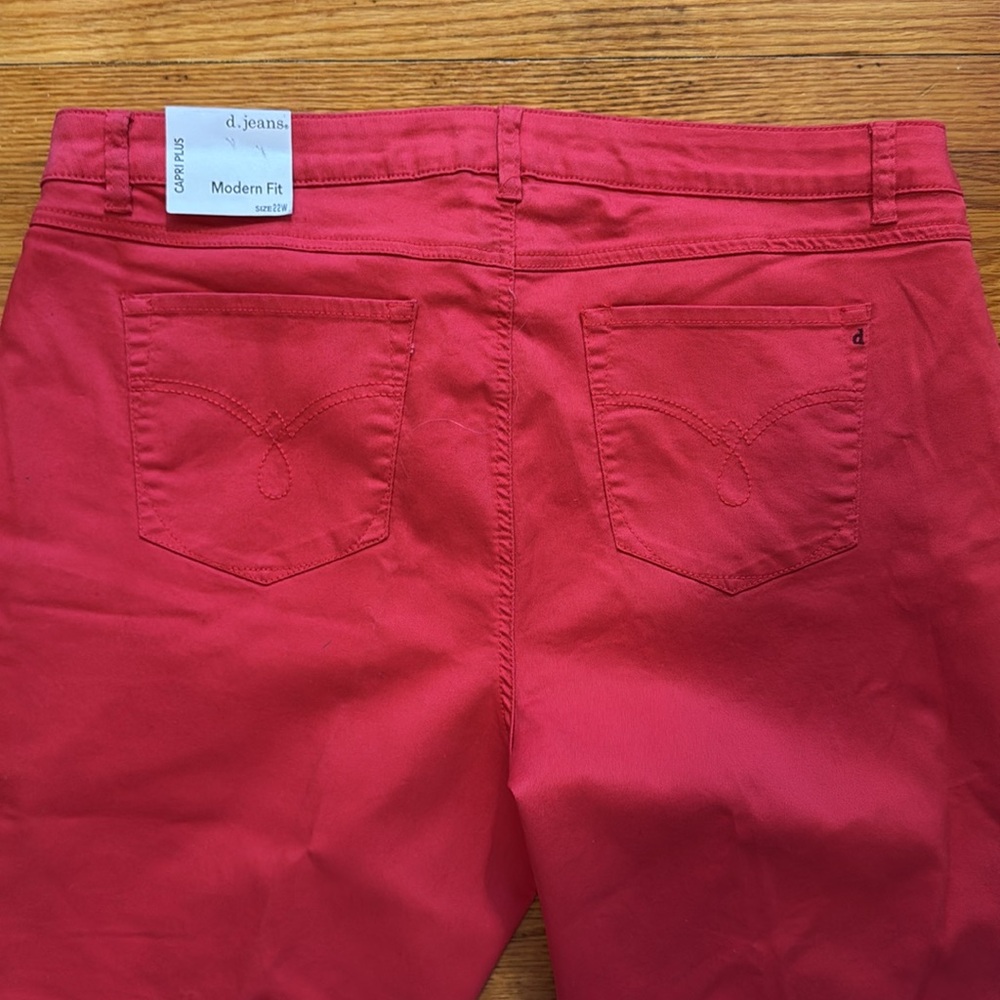 D. Jeans capri plus Modern Fit Capris - Picture 5 of 7